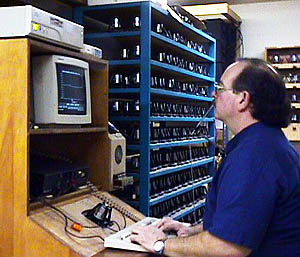 nevin_testing_drivers_a.jpg (33646 bytes)