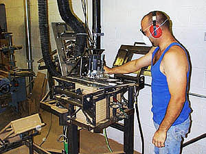routing_model5_head.jpg (31698 bytes)