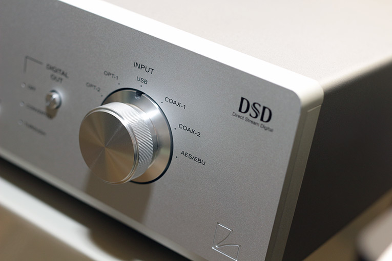Luxman D-06