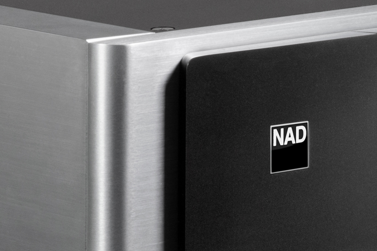 NAD Masters M33