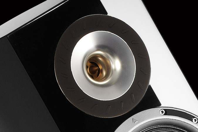 Triangle Magellan Cello