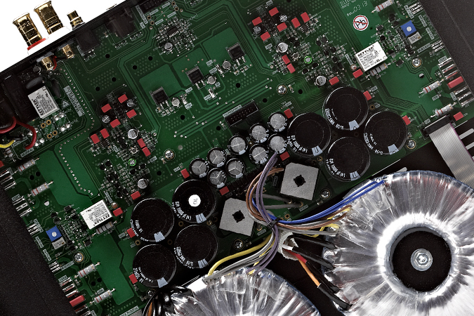 Moon by Simaudio Evolution 760A