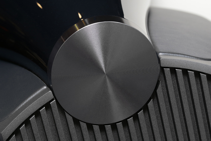 Bowers & Wilkins