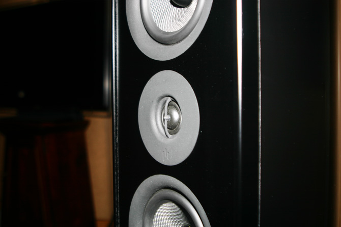 Aperion Verus close-up